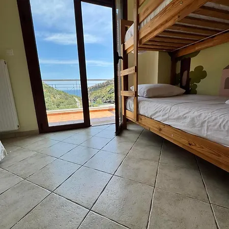 Apanemia Tsakaioi Dom wakacyjny Tsakei