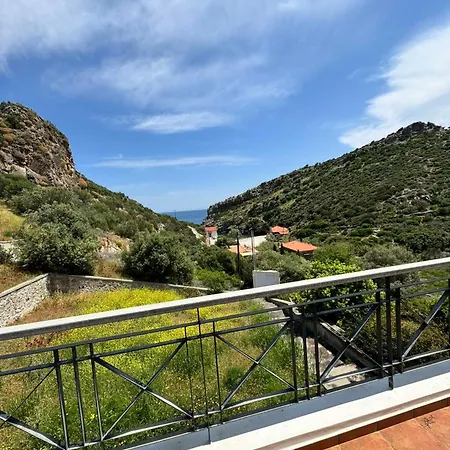 Dom wakacyjny Apanemia Tsakaioi Tsakei